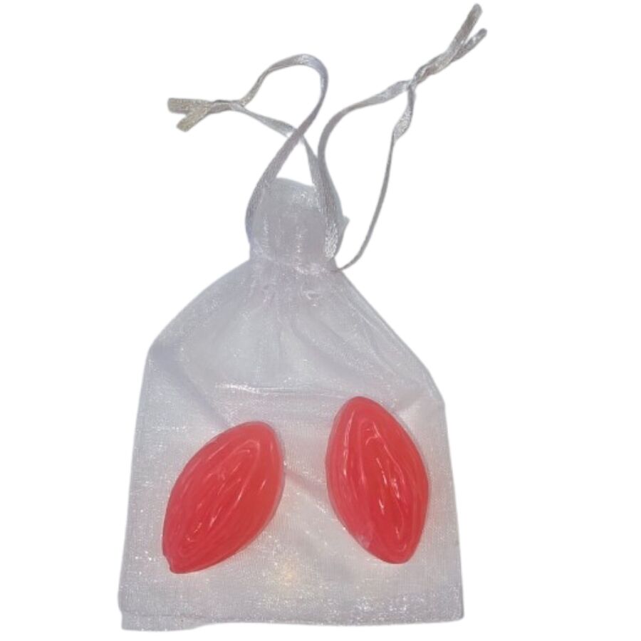 DIABLO PICANTE - 2 VAGINA SHAPED PERFUMED SOAPS RED